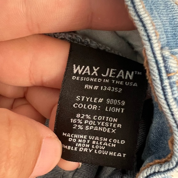 Wax Jean Women's‎ Small Light Blue Denim Cotton Jean Shorts - Picture 5 of 5